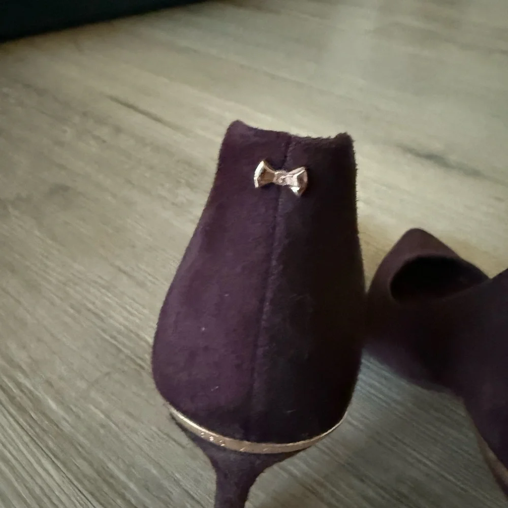 Ted Baker Dark burgundy suede  Women's Heels - Picture 6 of 13